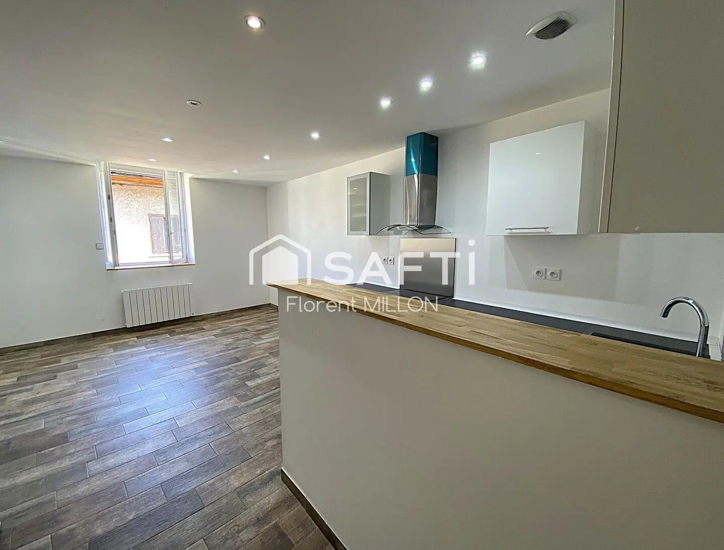 Appartement à vendre, 66m², Saint-Etienne-de-Saint-Geoirs