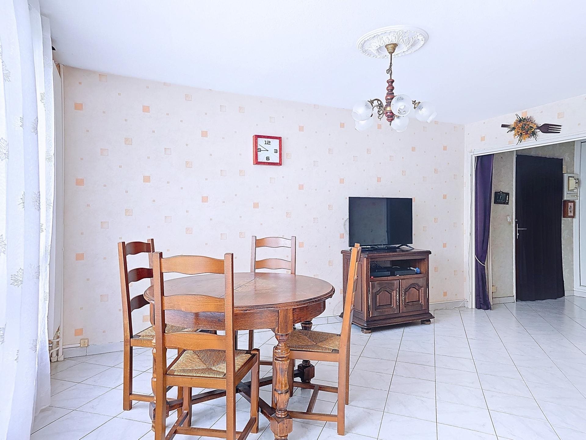 Appartement à vendre, 65m², Décines-Charpieu