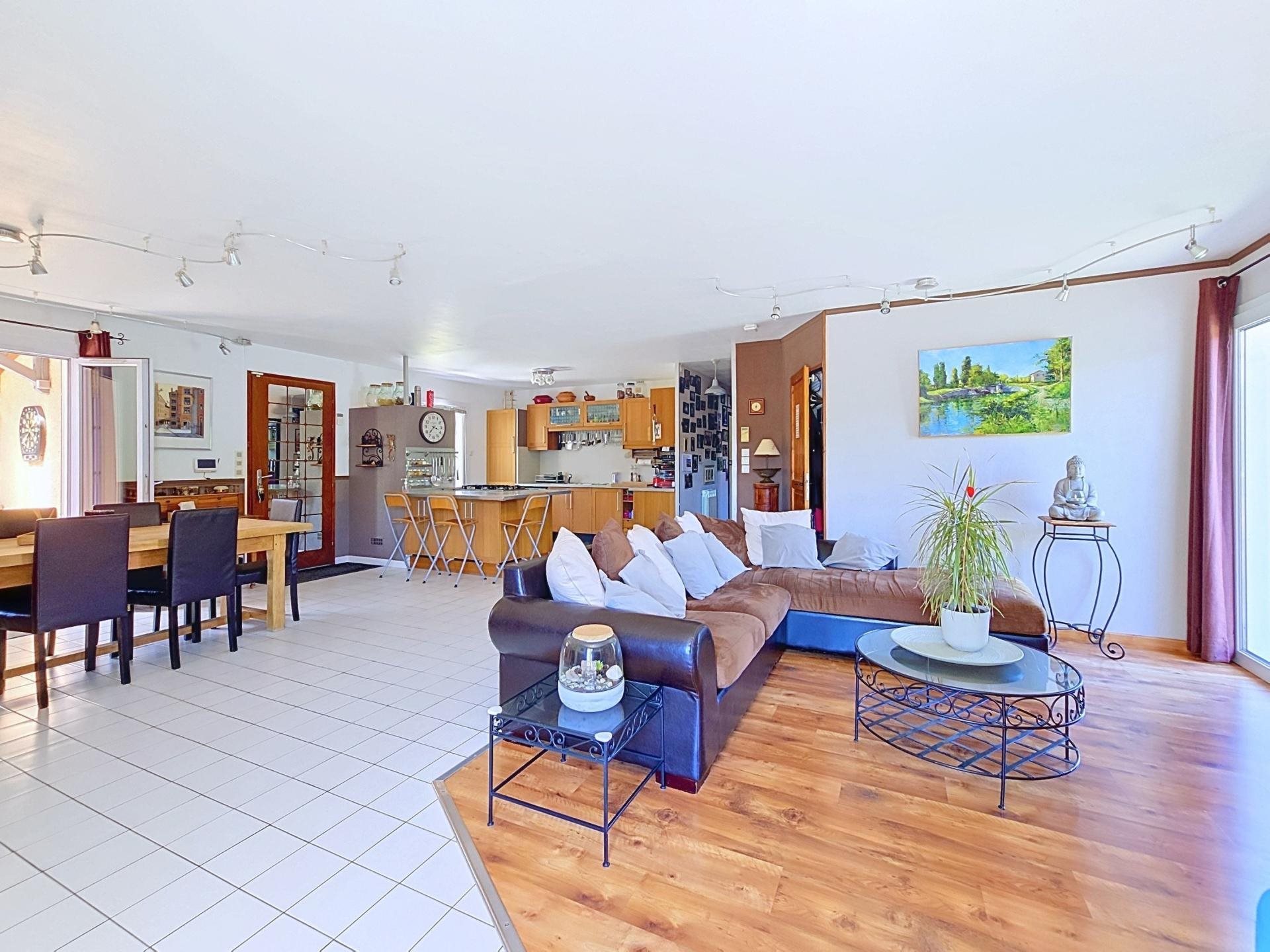 Maison à vendre, 146m², La Verpillière