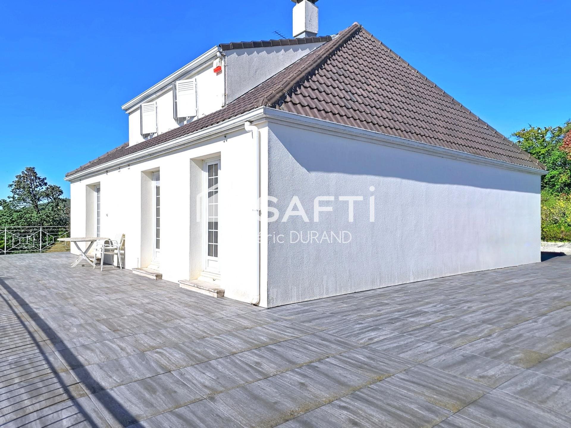 Maison à vendre, 237m², Frontonas