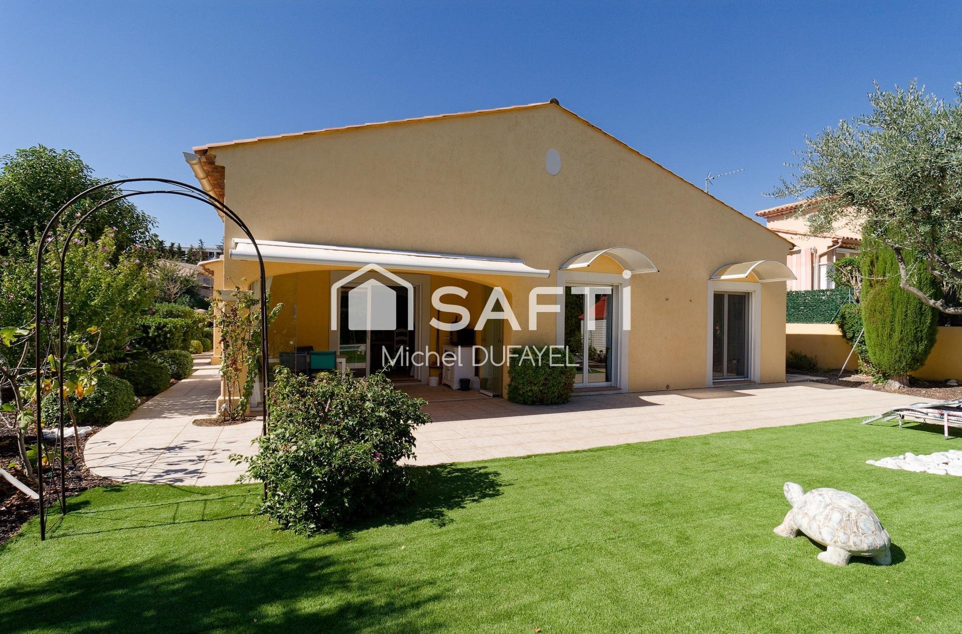 Maison à vendre, 135m², Fréjus