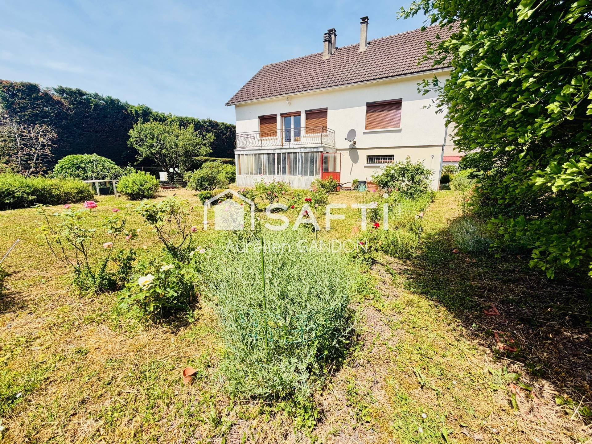 Maison à vendre, 150m², Villeneuve-sur-Yonne