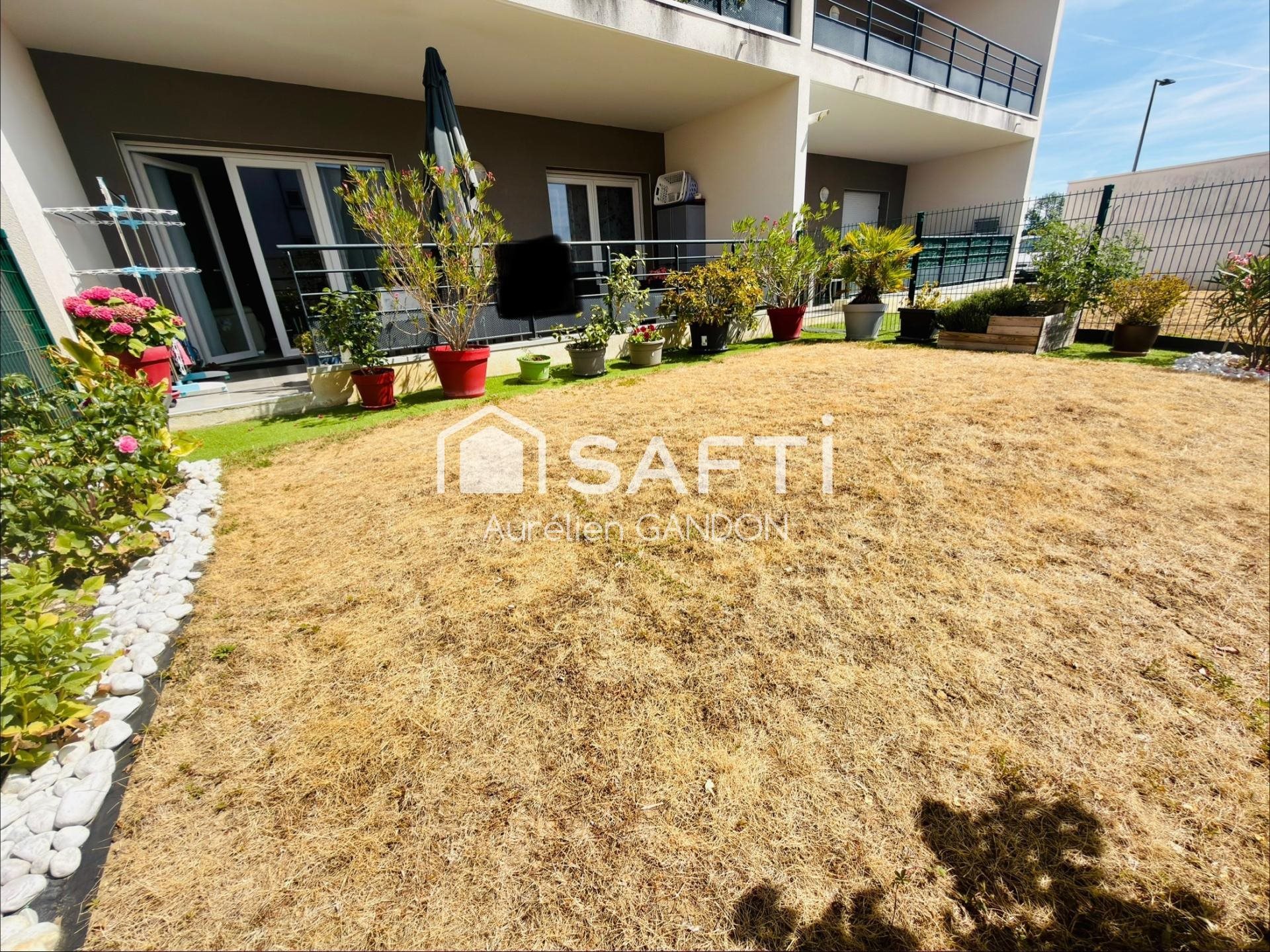 Appartement à vendre, 70m², Cannes-Ecluse