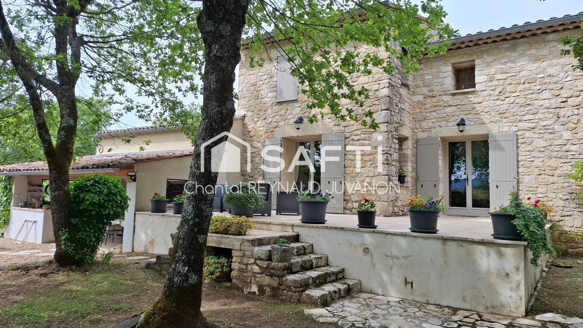Maison à vendre, 231m², Caseneuve