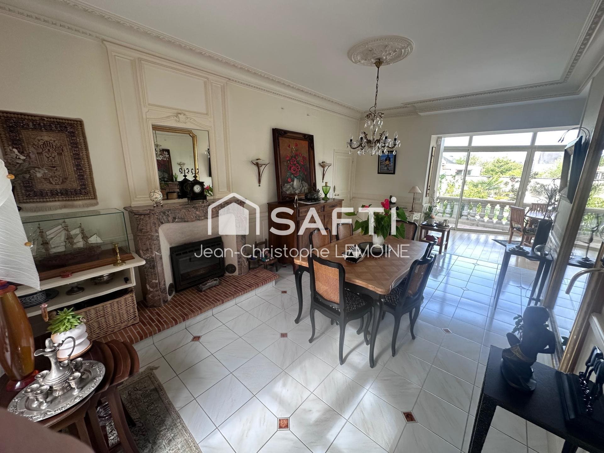 Maison à vendre, 193m², Château-Gontier