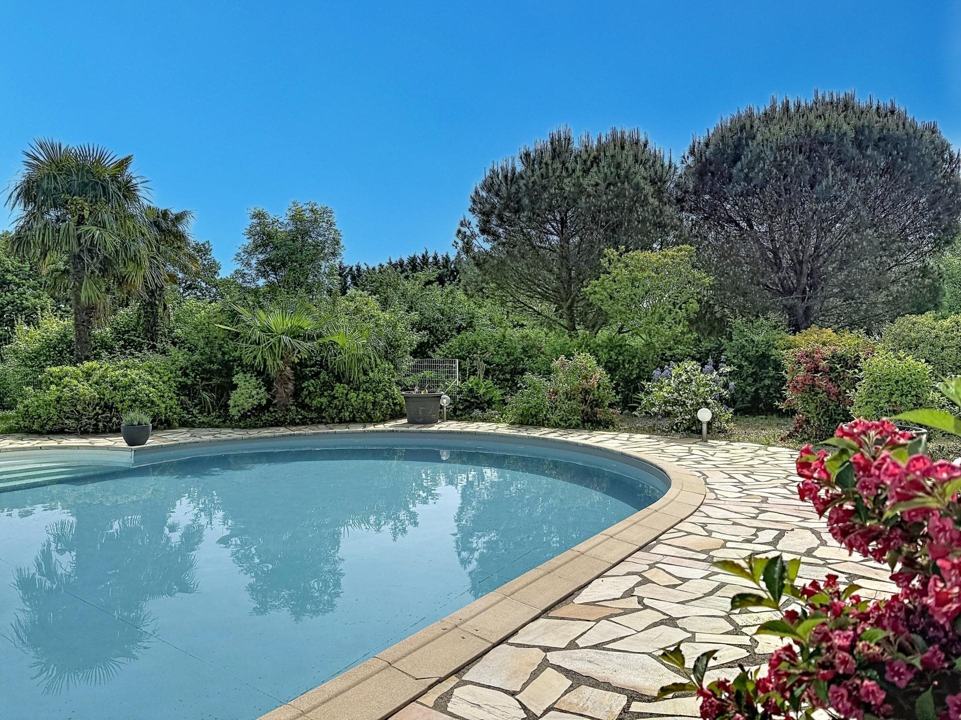 Maison à vendre, 300m², Marignac-Lasclares