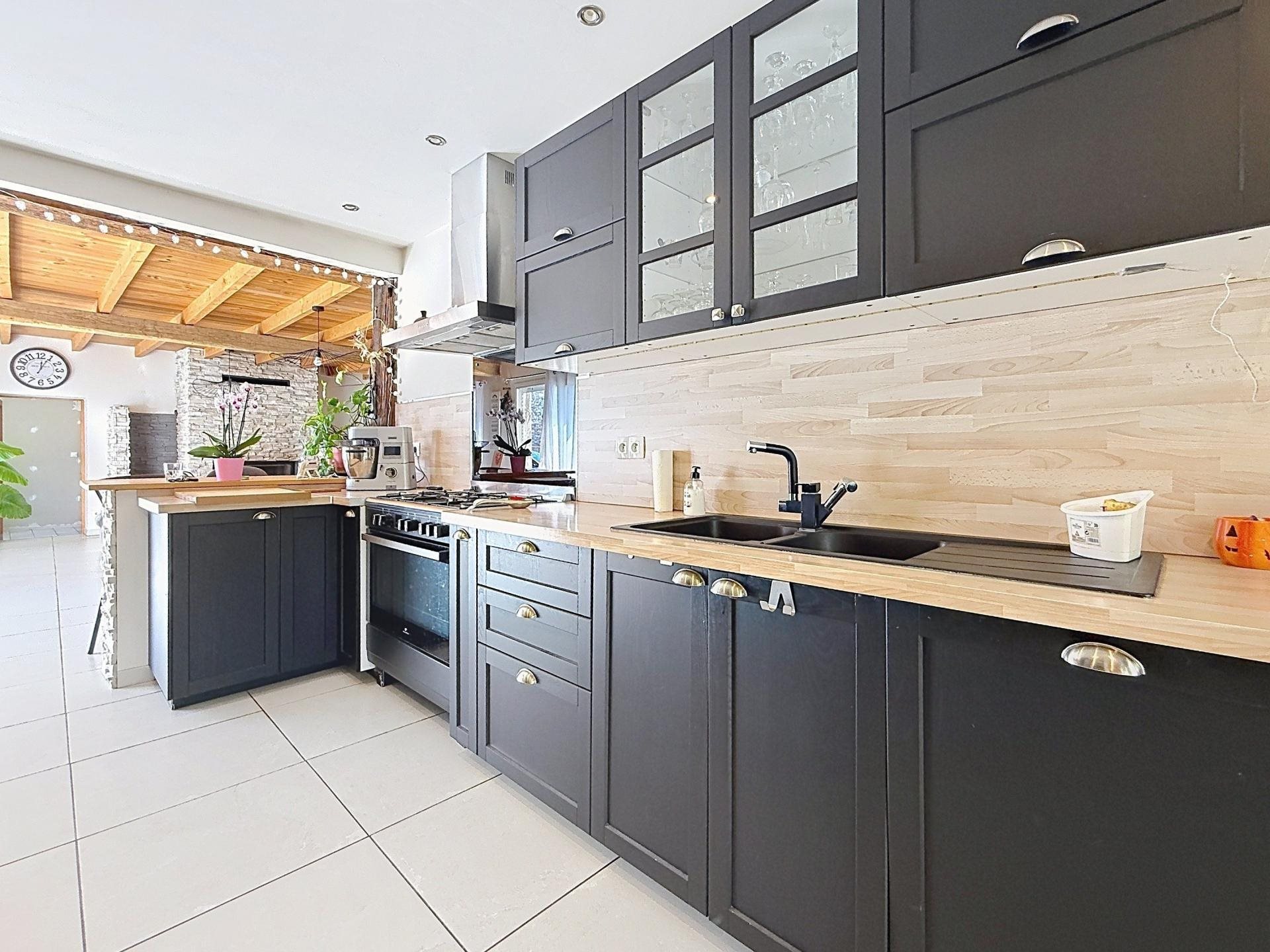 Maison à vendre, 195m², Le Cuing