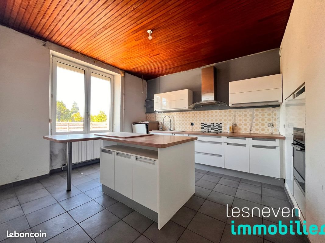 Maison à vendre, 125m², Lesneven