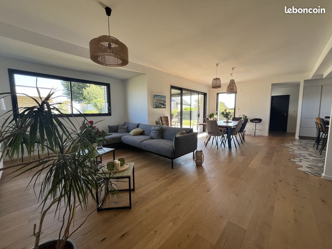Maison à vendre, 180m², Plounéventer