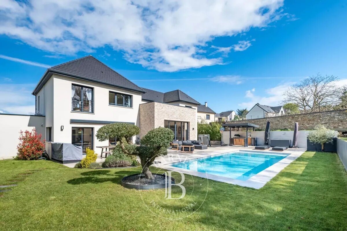 Maison à vendre, 210m², Orgeval