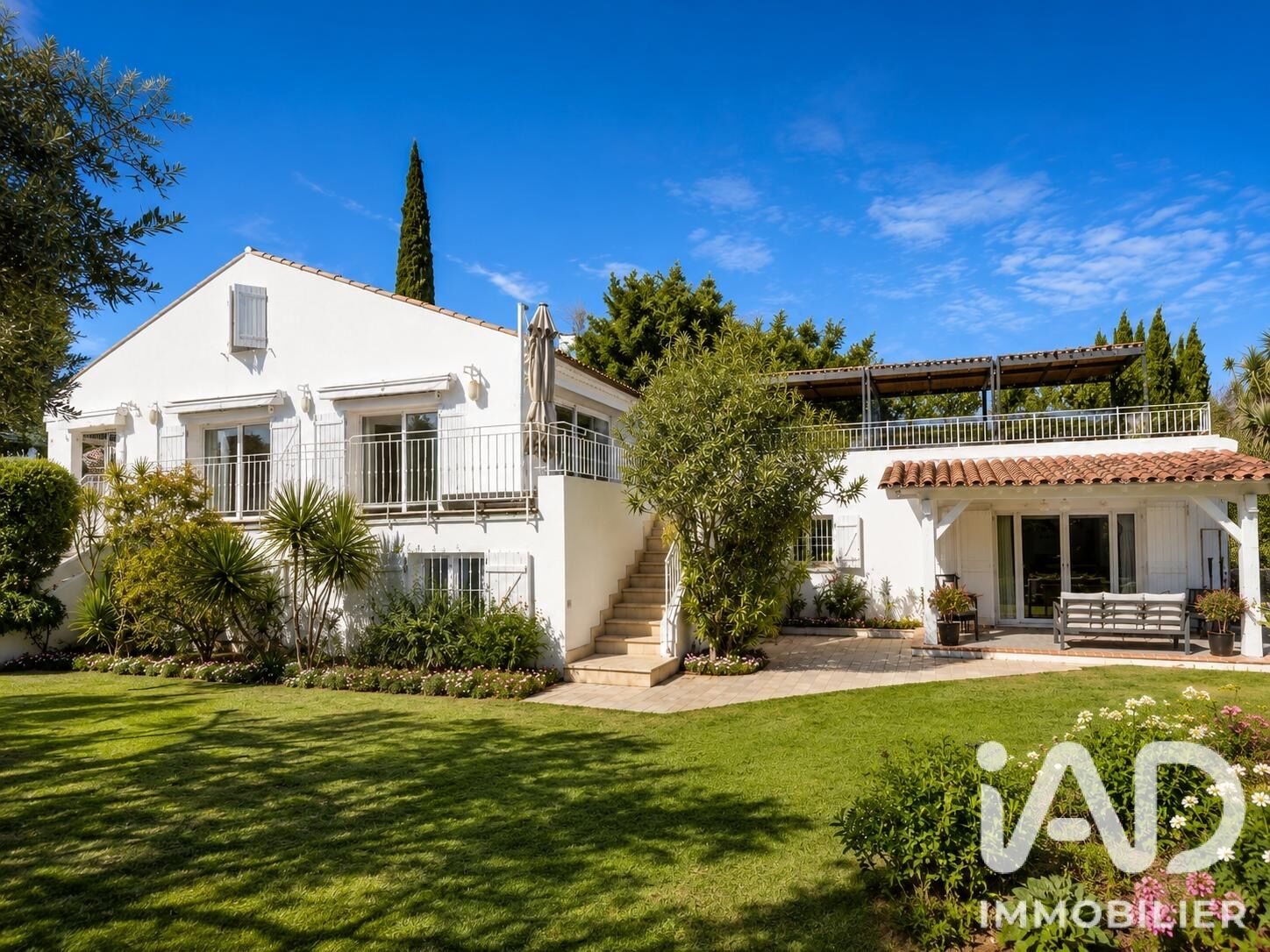 Maison à vendre, 214m², Roquefort-les-Pins