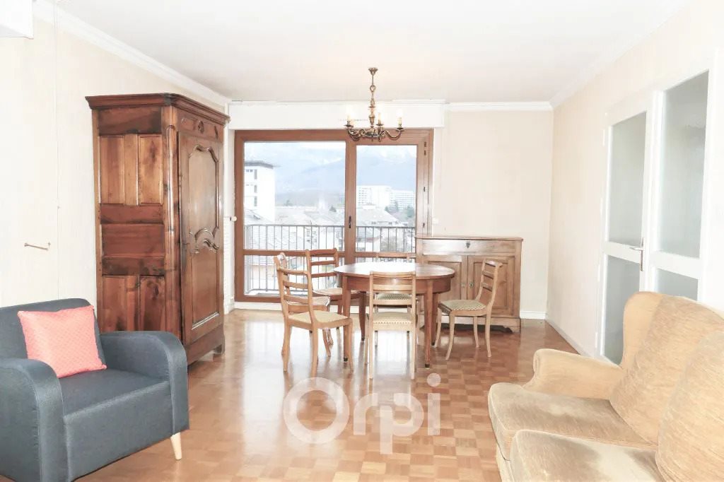 Appartement à louer, 74m², Chambéry