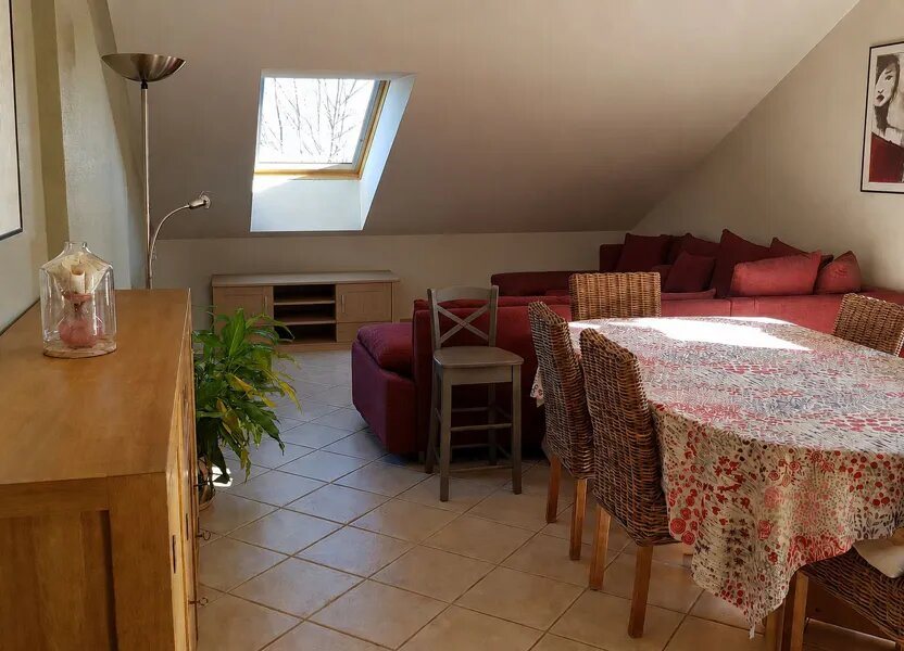 Appartement à louer, 87m², Saint-Baldoph