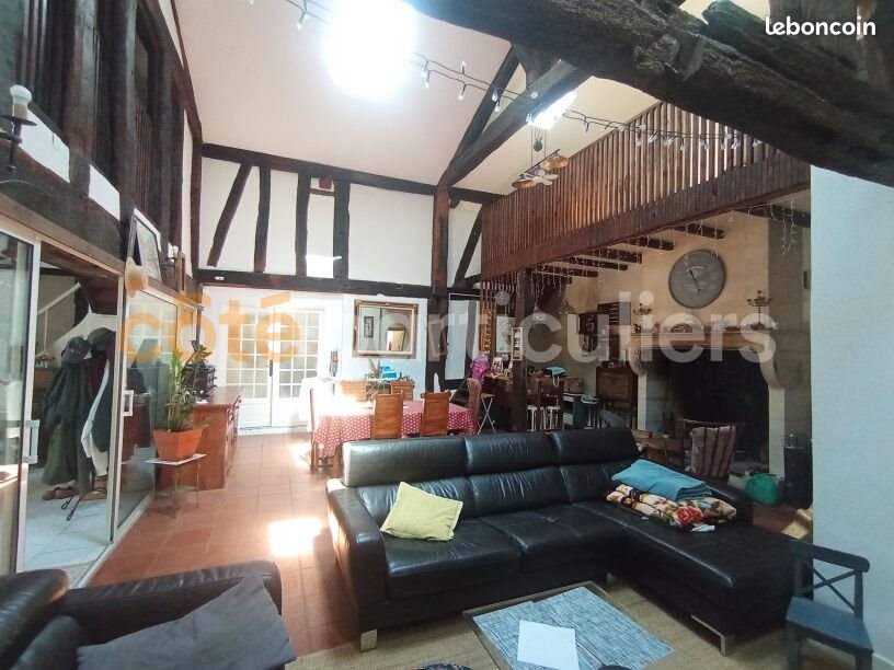 Maison à vendre, 280m², Les Artigues-de-Lussac