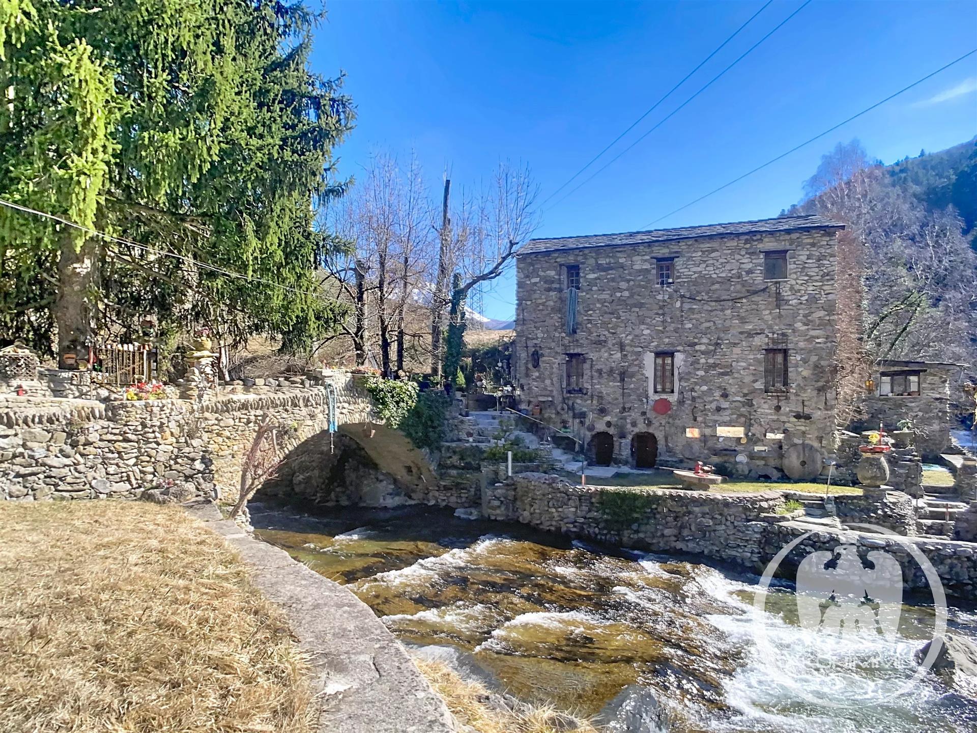 Maison à vendre, 185m², La Brigue