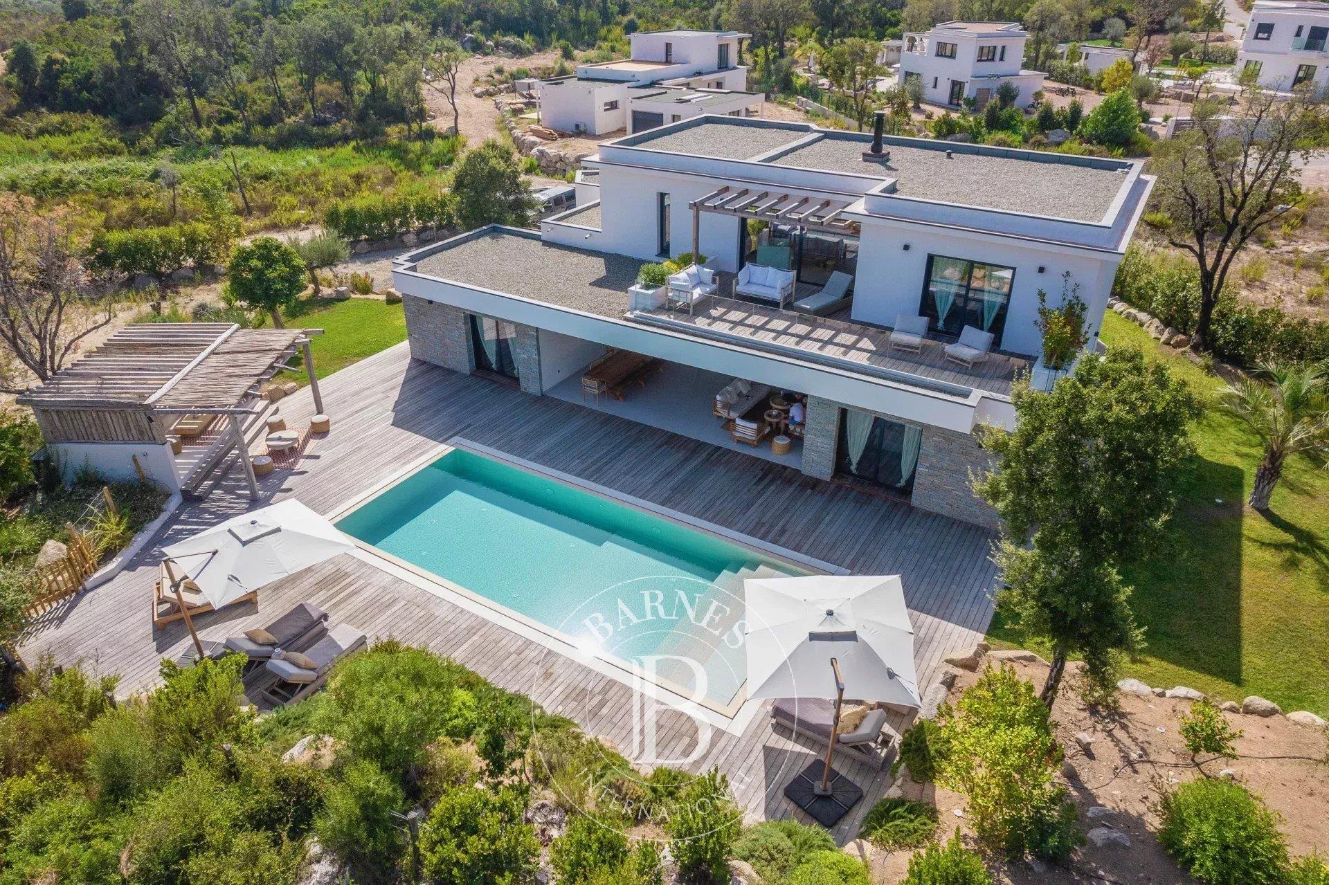 Maison à louer, 230m², Sainte-Lucie de Porto-Vecchio