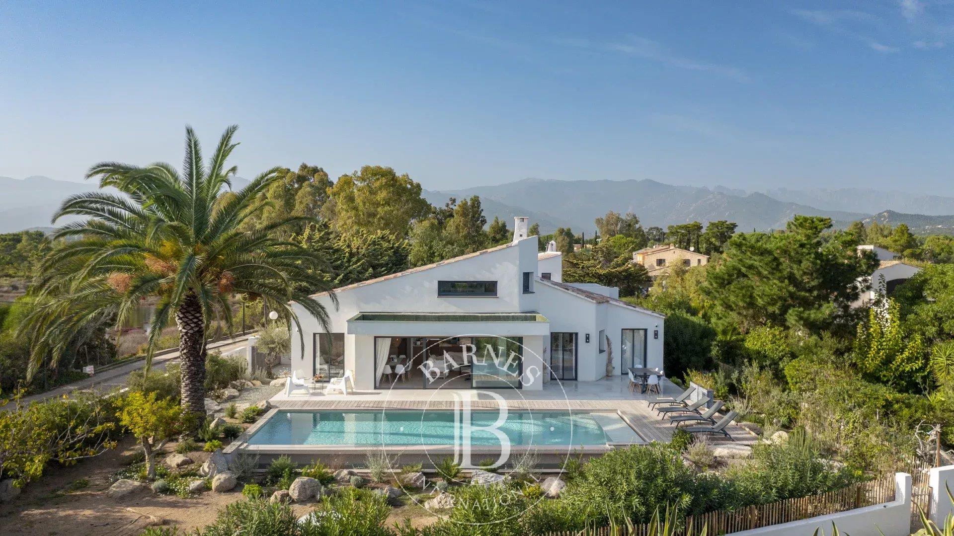 Maison à louer, 180m², Porto-Vecchio