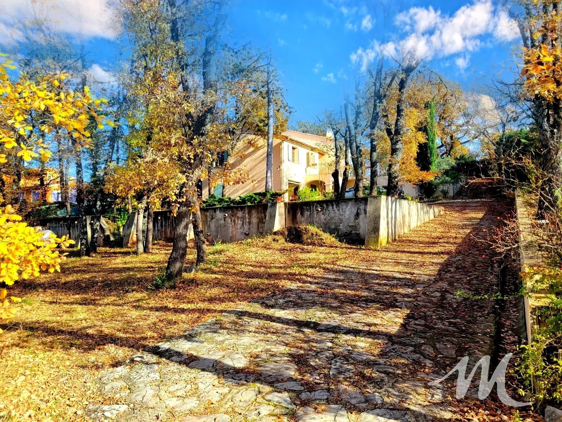 Maison à vendre, 105m², Montmeyan