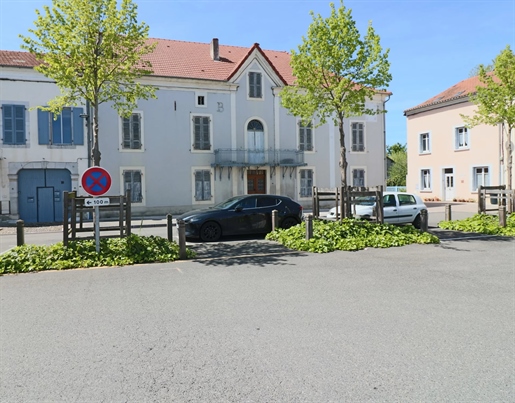 Maison 11 pièces 580 m² · à Maubourguet · 580 m² · 179 990 €
