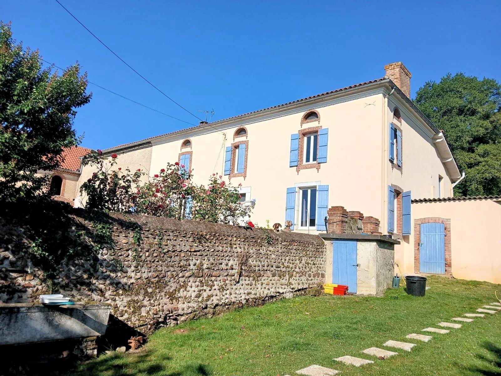 Maison à vendre, 187m², Vic-en-Bigorre