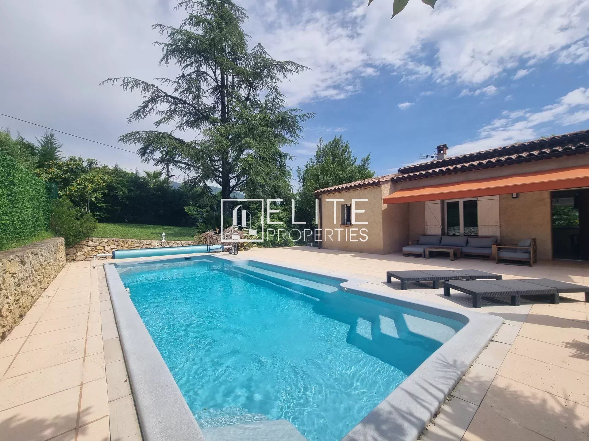 Maison à vendre, 111m², Grasse
