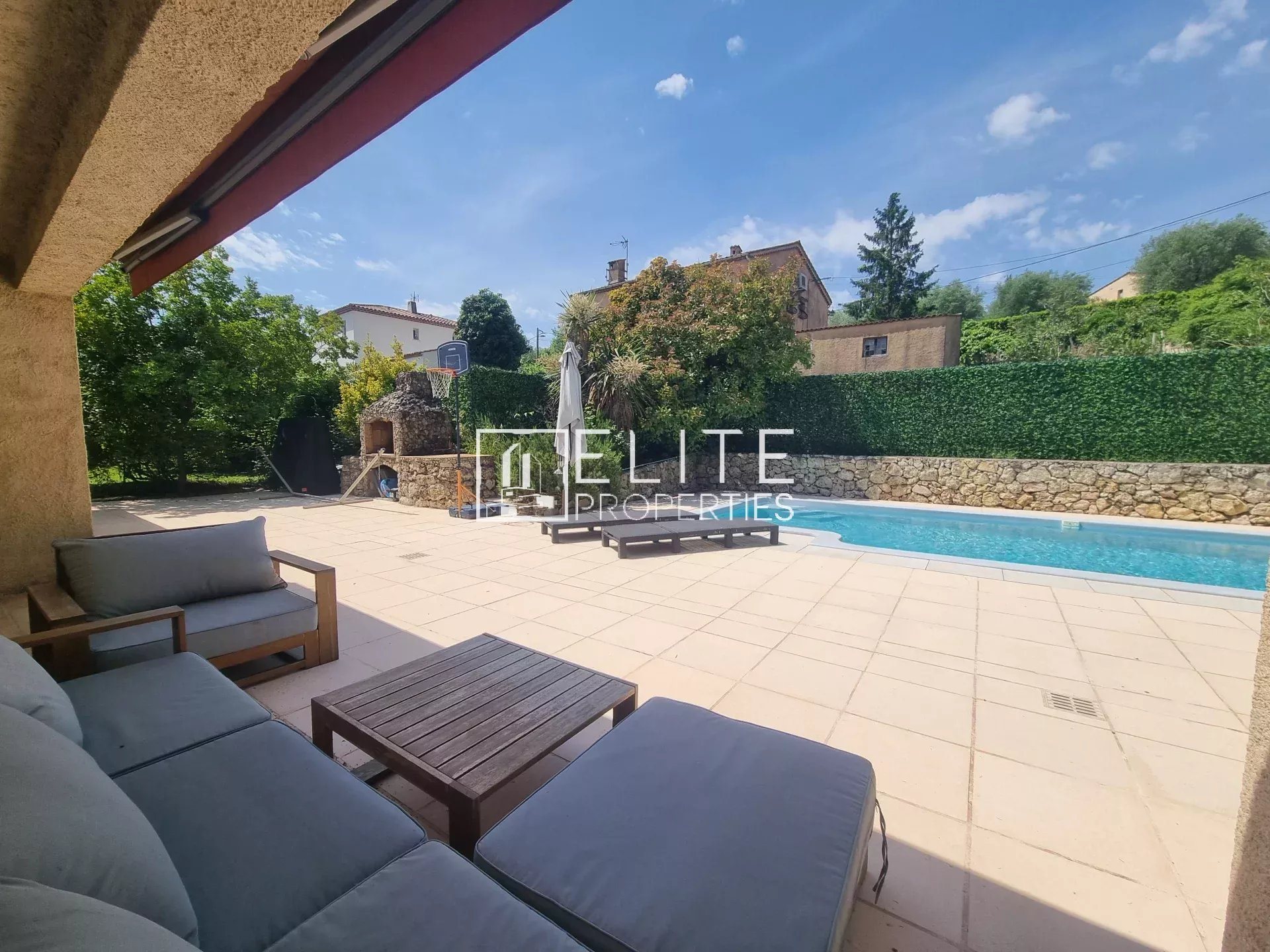 Maison à vendre, 111m², Grasse