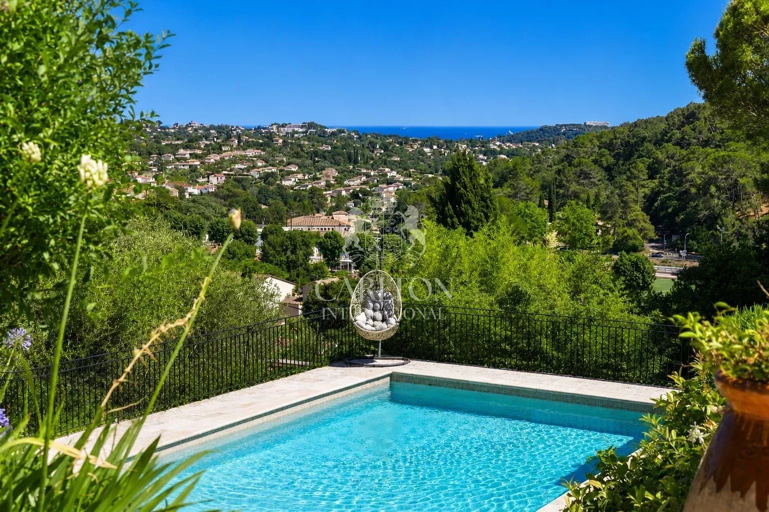 Maison à vendre, 400m², La Colle-sur-Loup
