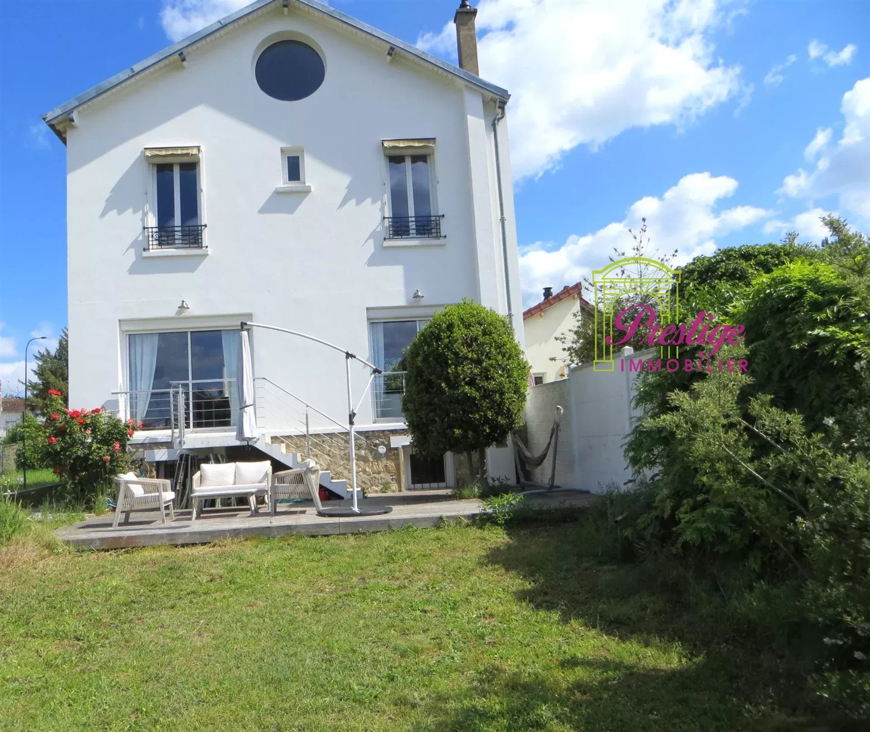 Maison à vendre, 138m², Le Mesnil-le-Roi