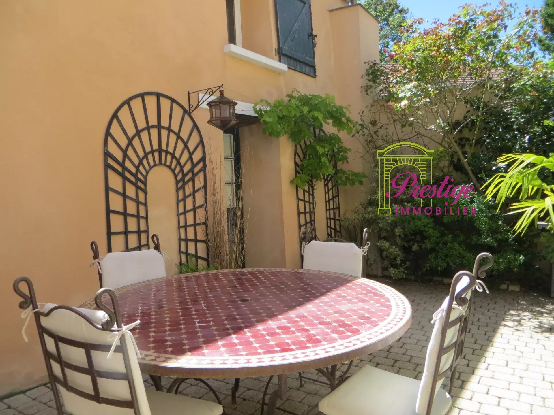 Maison à vendre, 147m², Le Mesnil-le-Roi