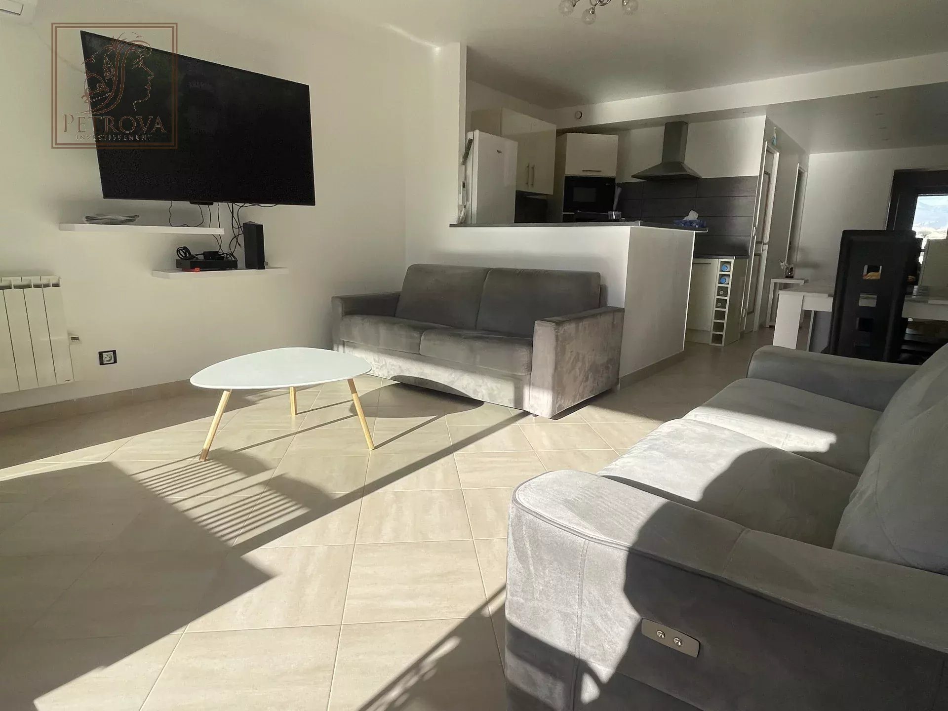 Appartement à louer, 61m², Nice