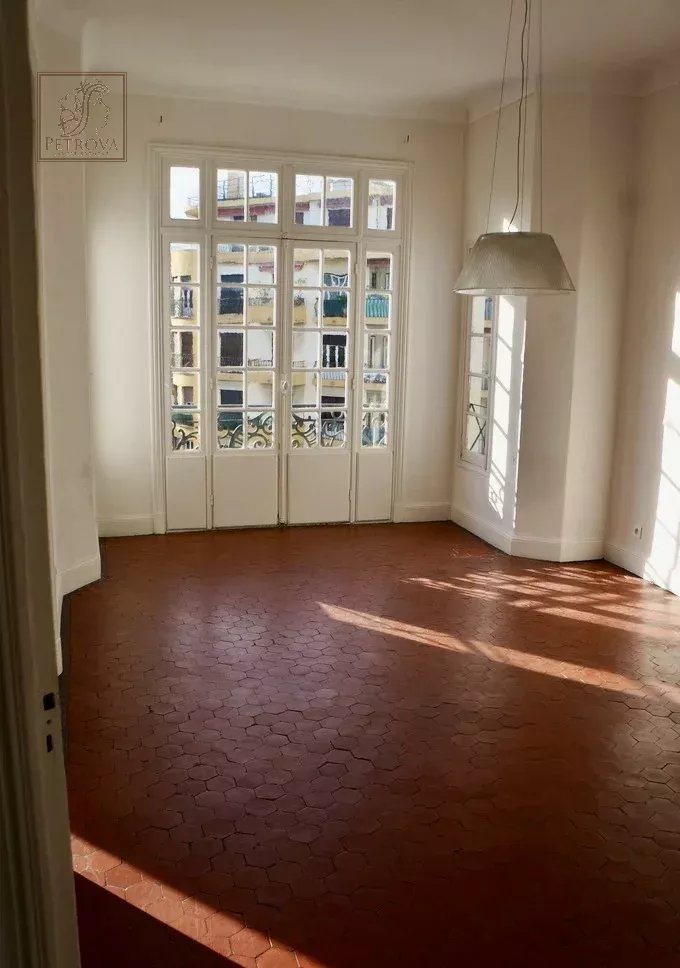 Appartement à louer, 135m², Nice