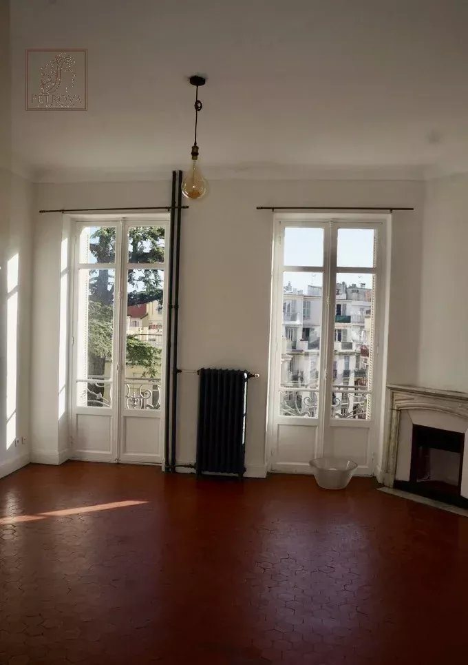 Appartement à louer, 135m², Nice