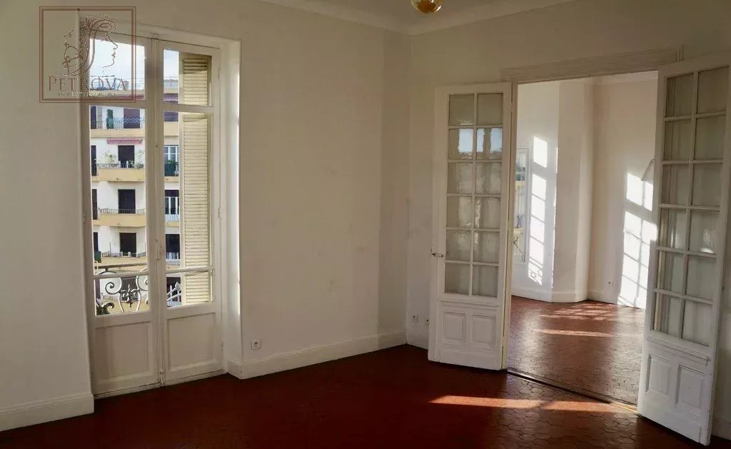 Appartement à louer, 135m², Nice
