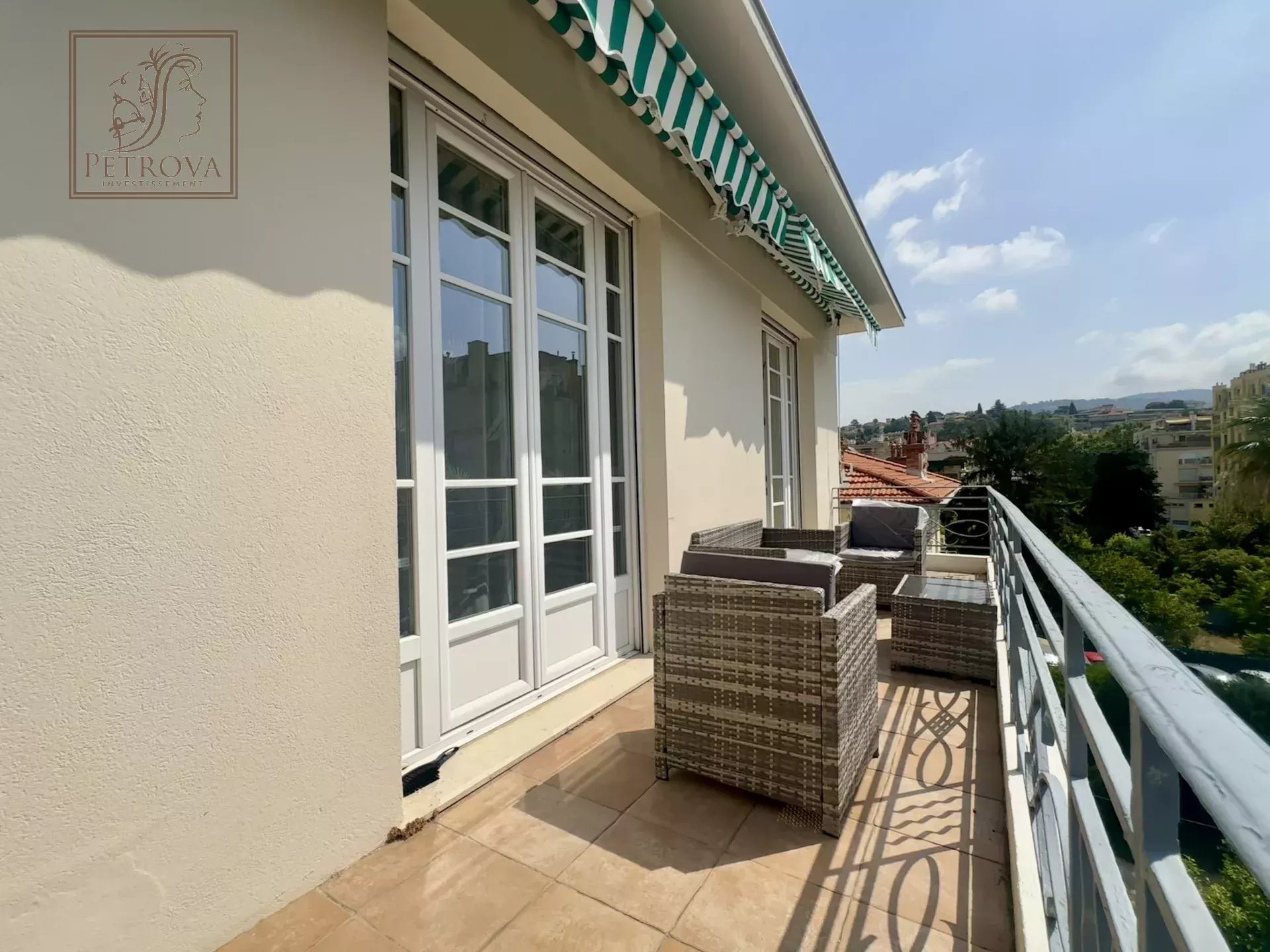 Appartement à louer, 82m², Nice