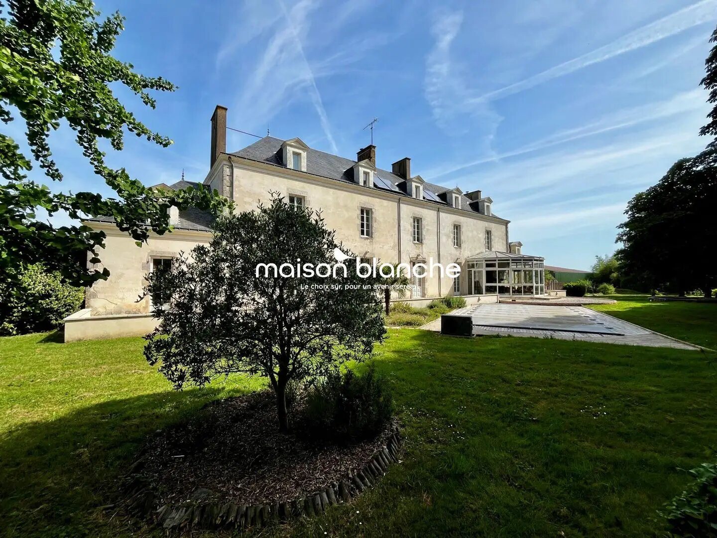 Maison à vendre, 370m², Saint-Denis-la-Chevasse
