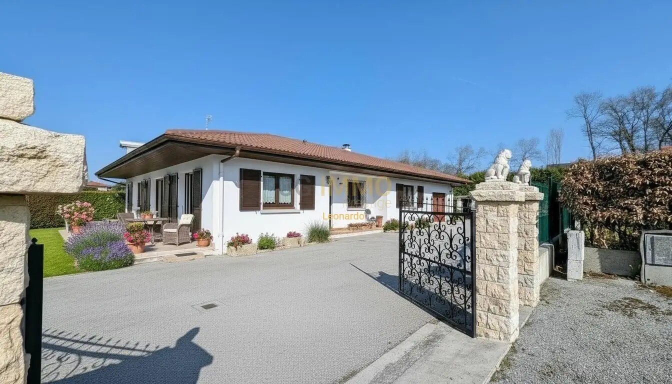 Maison à vendre, 145m², Vétraz-Monthoux