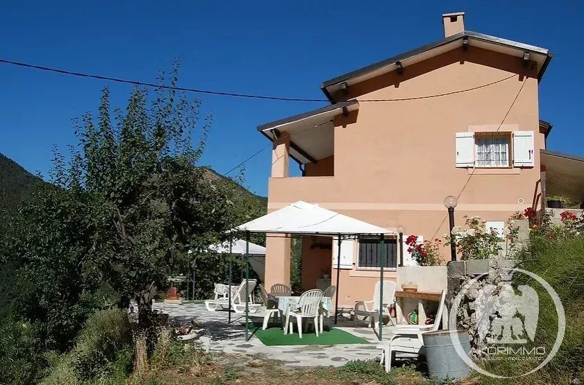 Maison à vendre, 129m², La Brigue