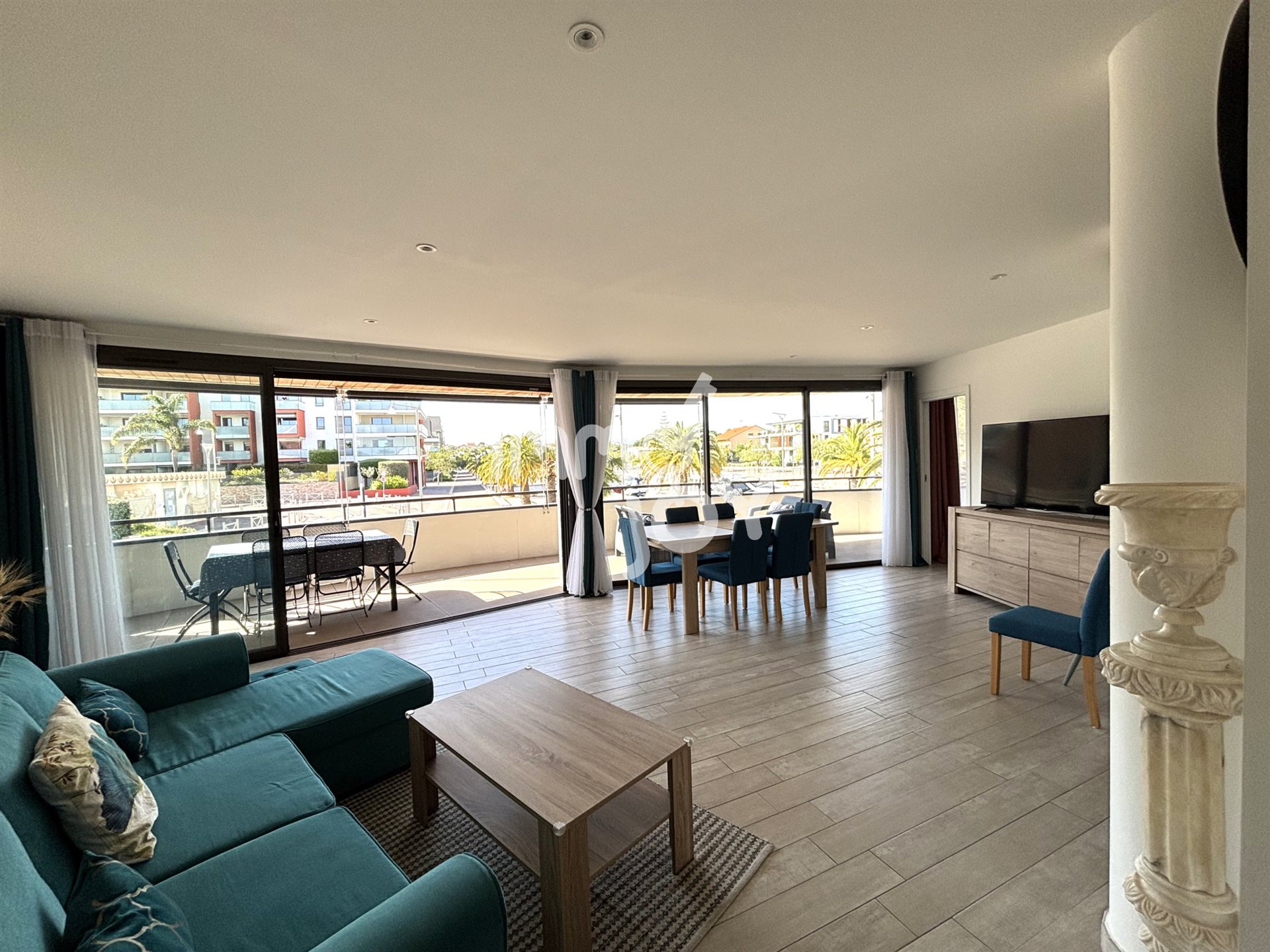 Appartement à vendre, 82m², Fréjus