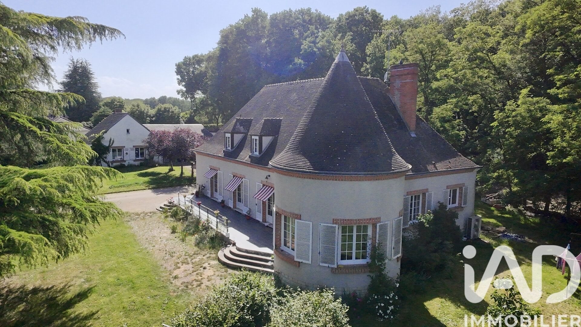 Maison à vendre, 260m², Saint-Gondon
