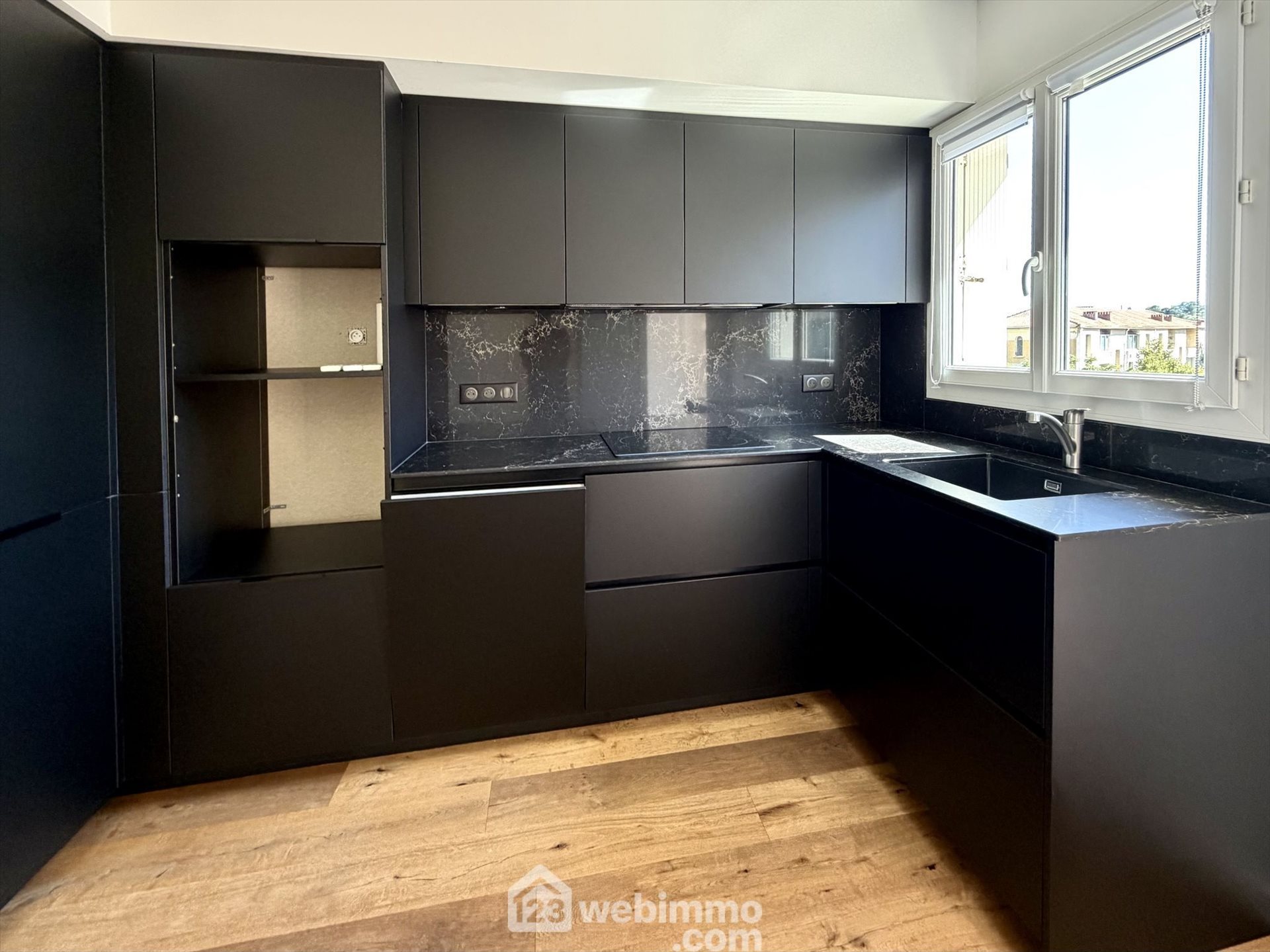 Appartement à vendre, 65m², Bastia