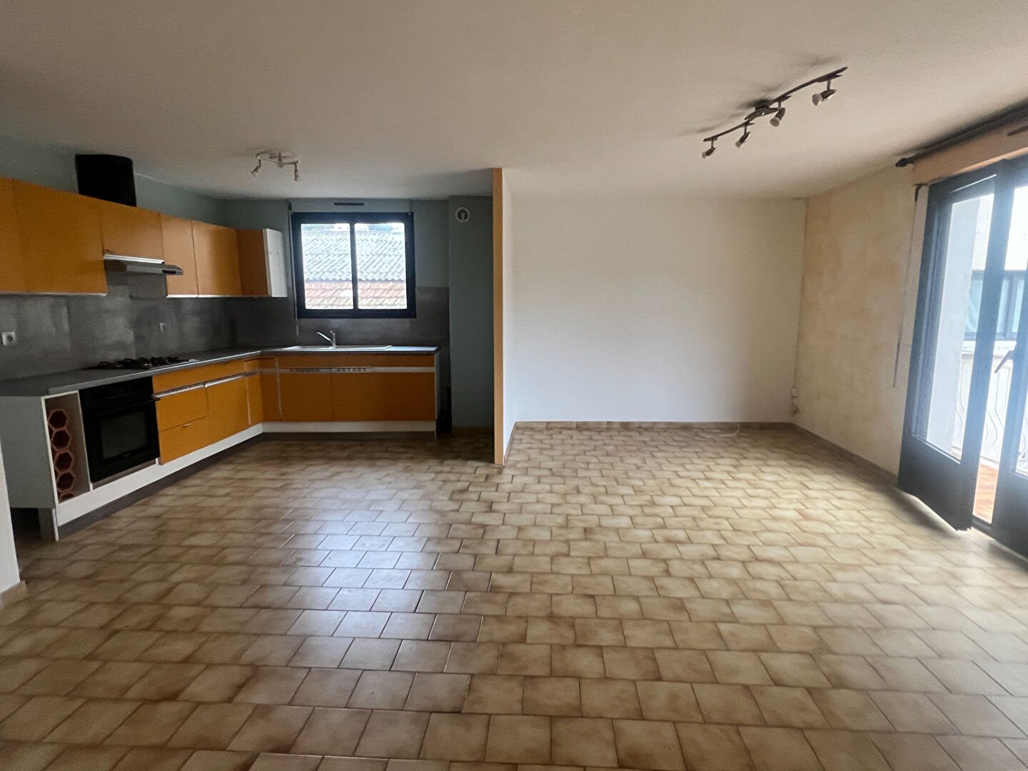 Maison à vendre, 360m², Saint-Ambroix