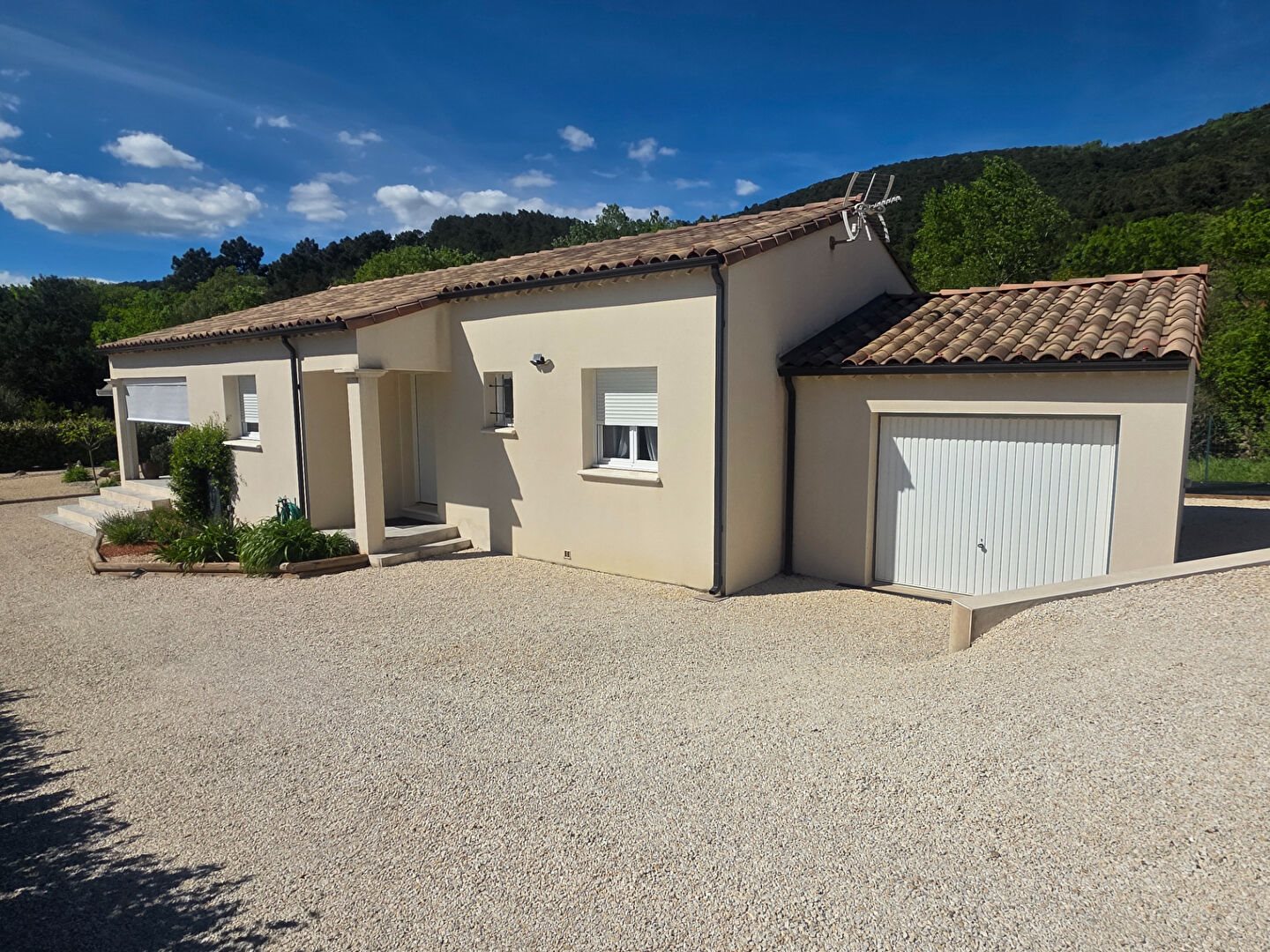 Maison à vendre, 97m², Saint-Florent-sur-Auzonnet