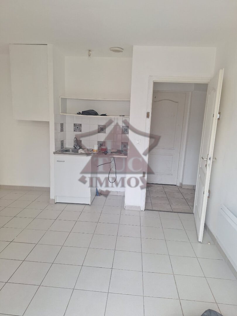 Appartement à louer, 19m², Molières-sur-Cèze
