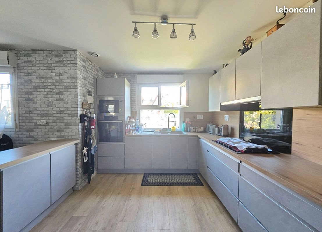 Maison à vendre, 188m², Naours