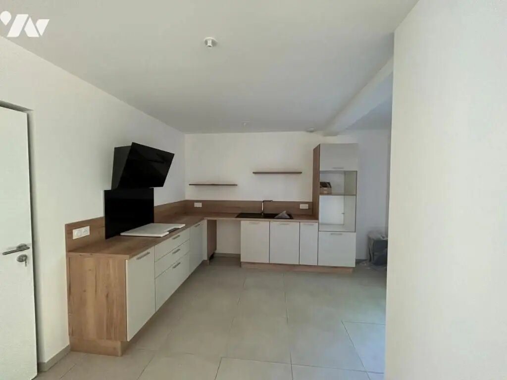Maison à louer, 4m², Saint-Bonnet-de-Mure