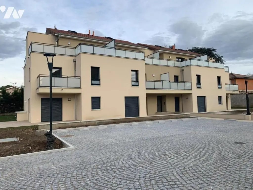Appartement à louer, 66m², Meyzieu