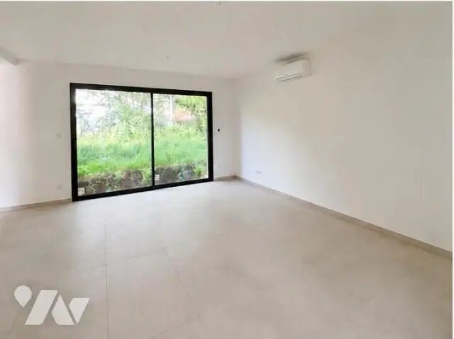 Maison à louer, 5m², Saint-Bonnet-de-Mure