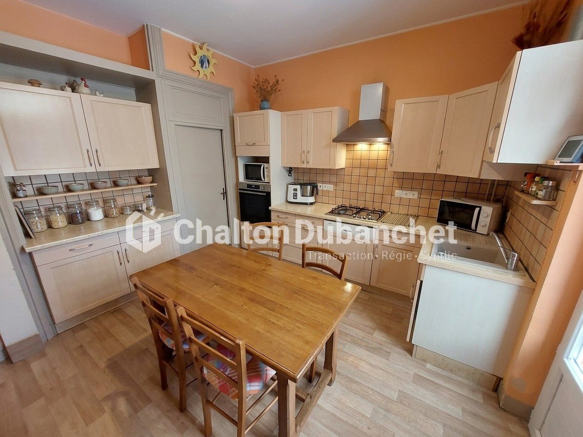 Maison à vendre, 179m², Feurs