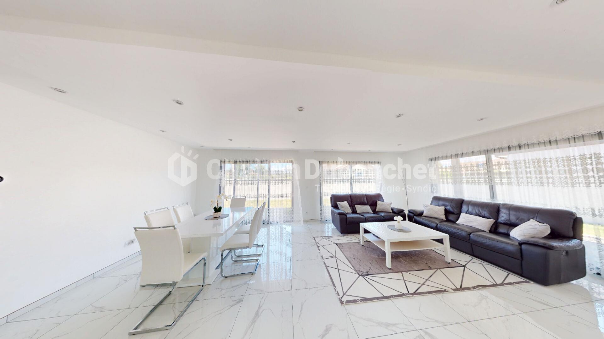 Maison à vendre, 128m², Balbigny