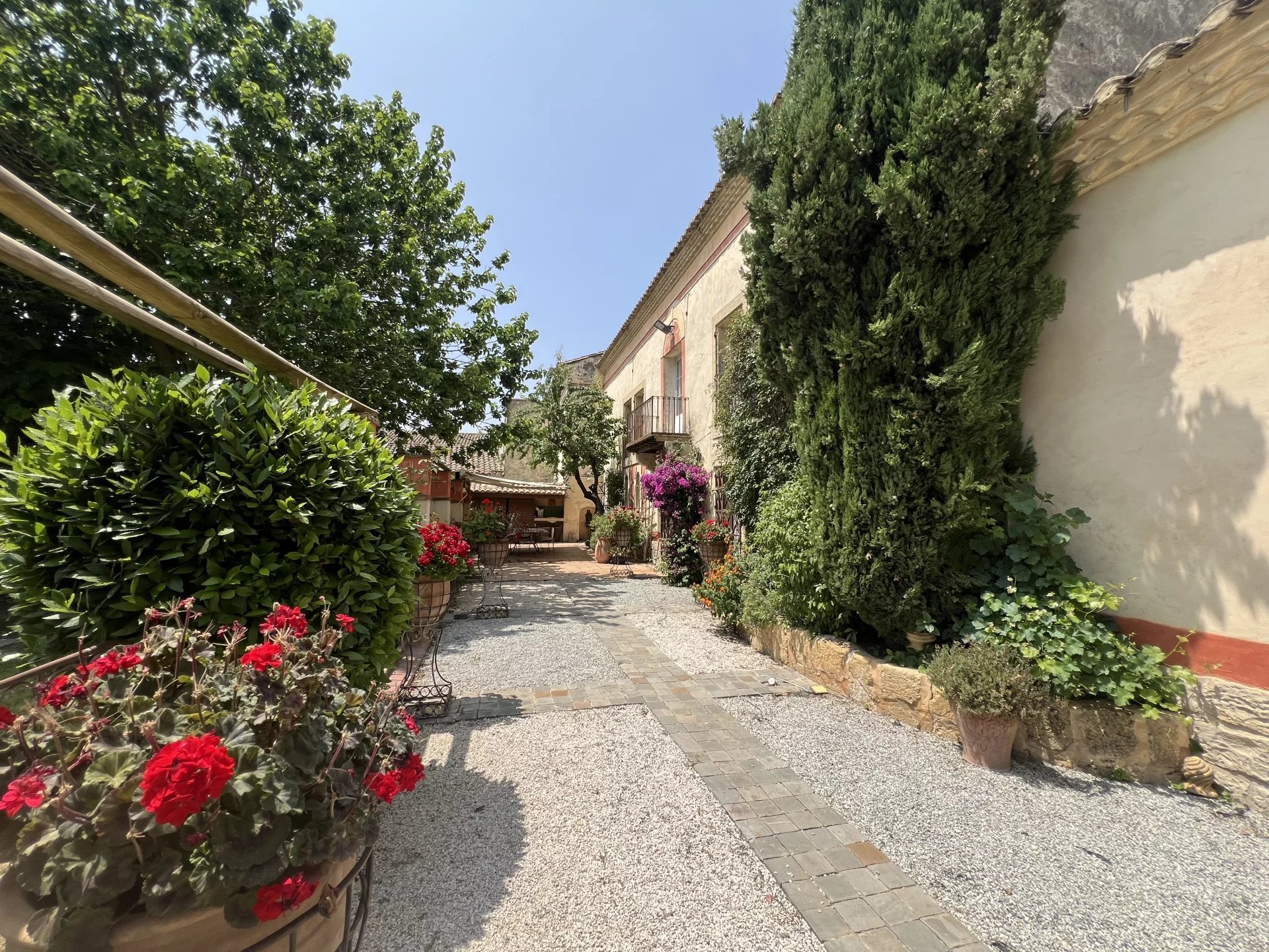 Maison à vendre, 380m², Le Cailar
